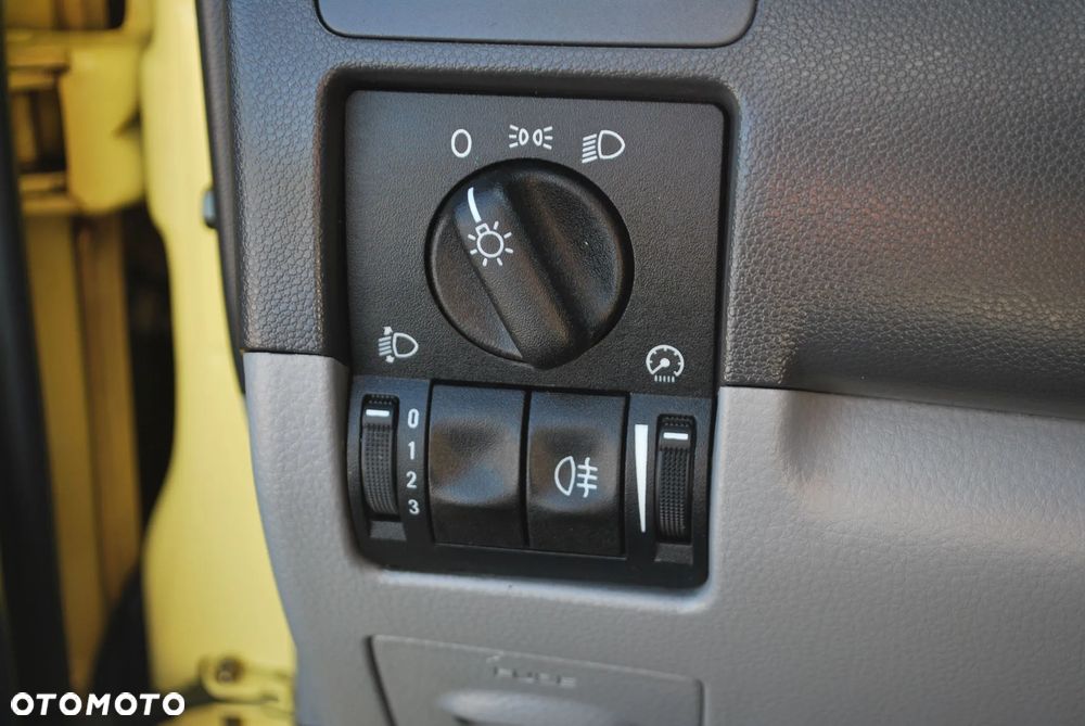 Suzuki Ignis - 13