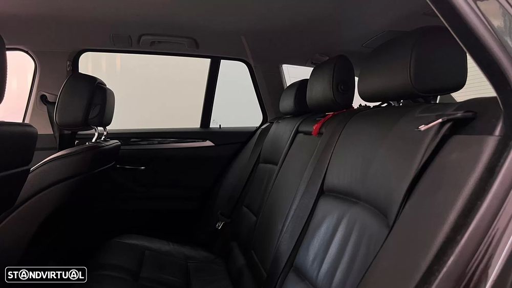 BMW 520 d Line Luxury Auto - 27