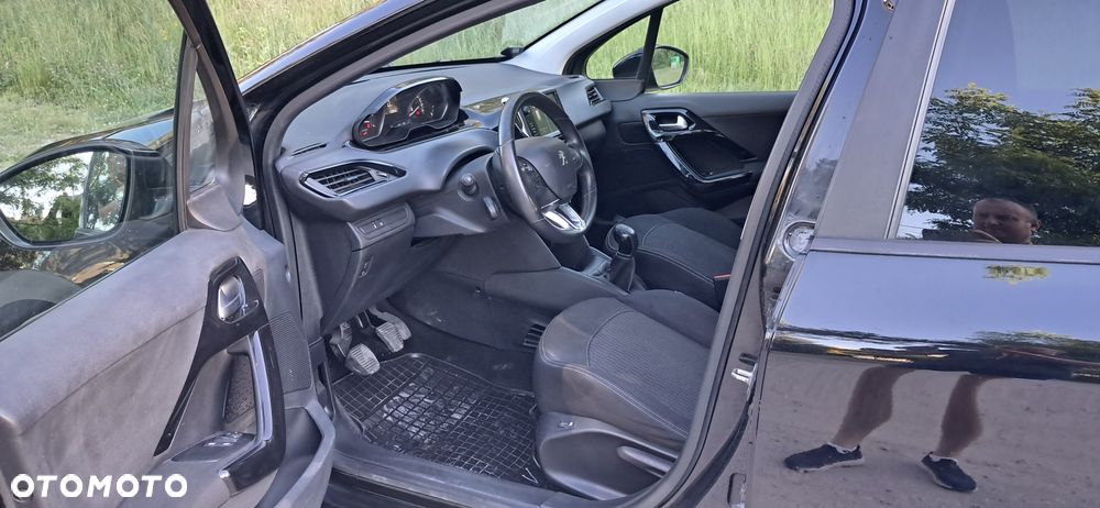 Peugeot 208 1.6 BlueHDi Active S&S - 17
