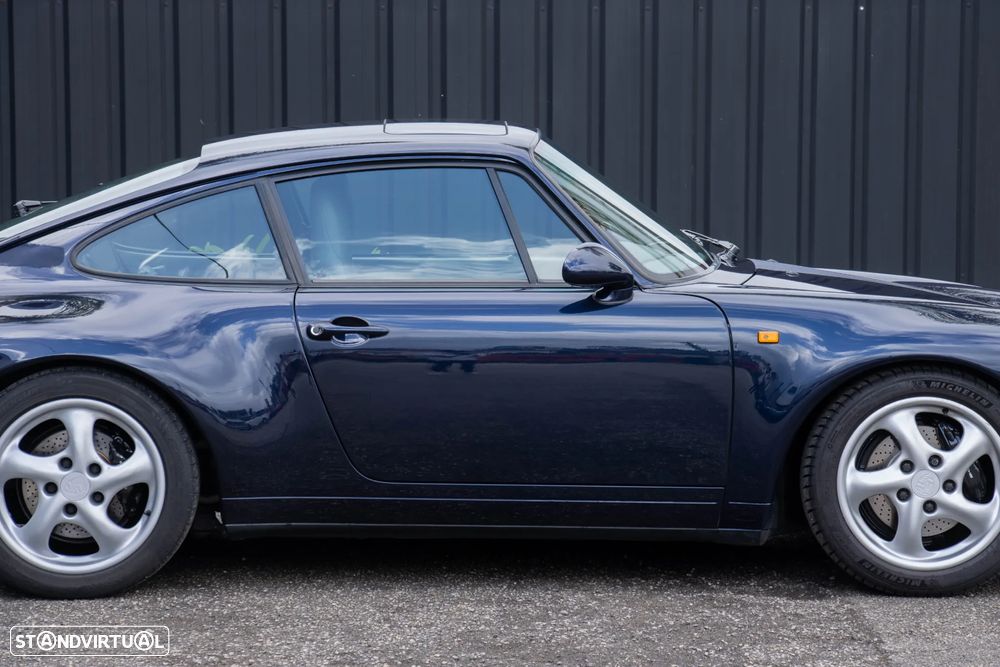 Porsche 911 (993) Coupé 3.6 Carrera 2 - 22