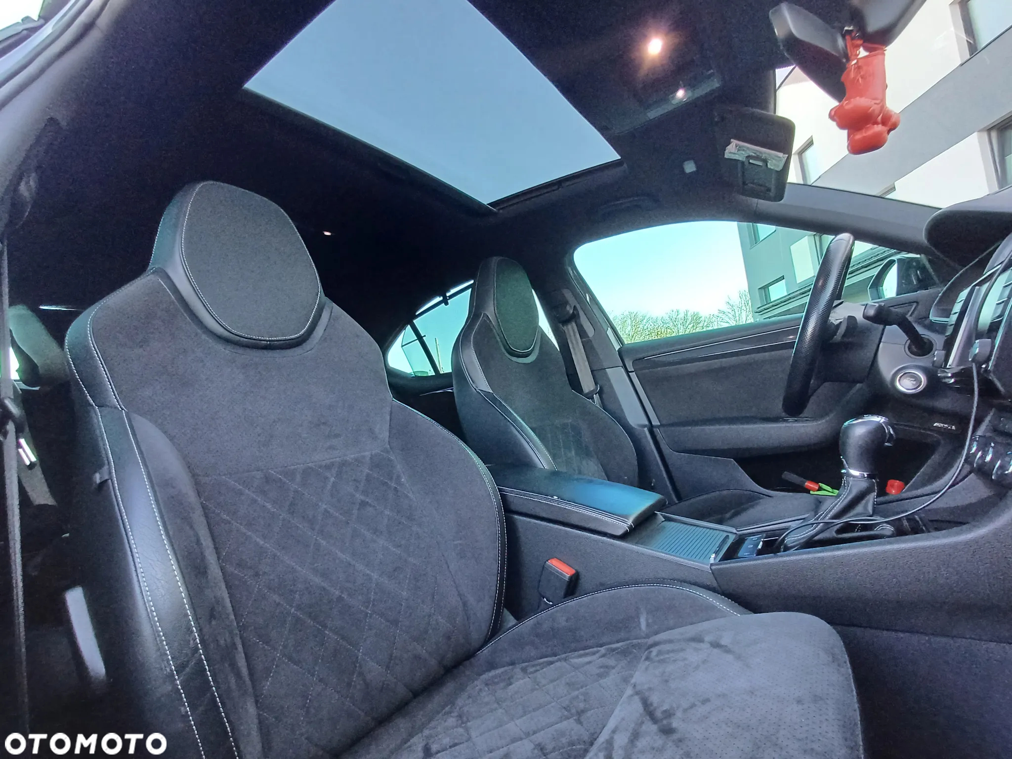 Skoda Superb 2.0 TSI Sportline DSG - 6
