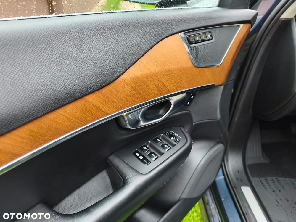 Volvo XC 90 T6 AWD Inscription 7os - 17