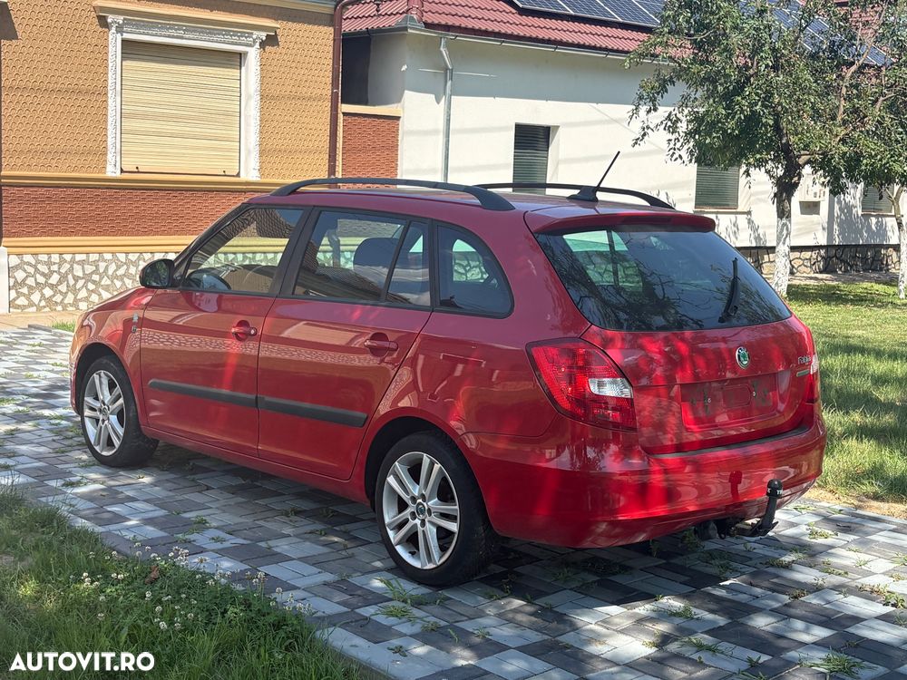 SKODA Fabia 2012 — imagine 3