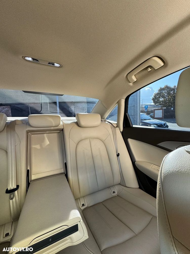 Audi A6 2.0 TDI Ultra S tronic - 7