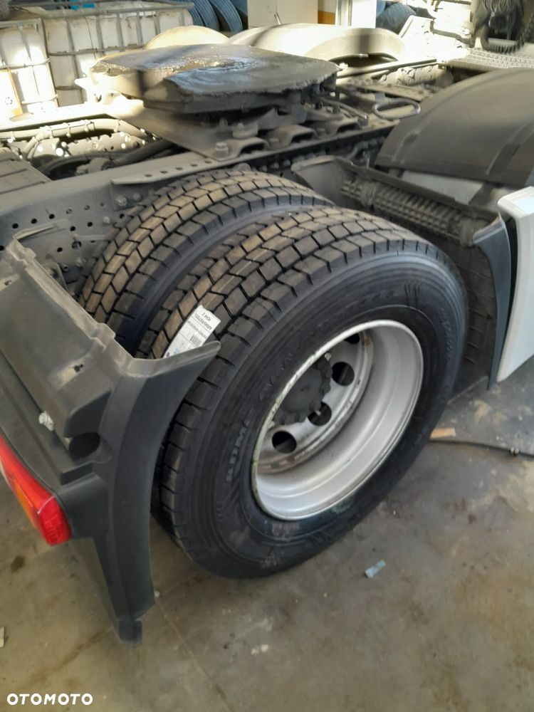 Mercedes-Benz Actros - 9