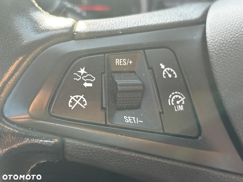 Opel Astra - 31
