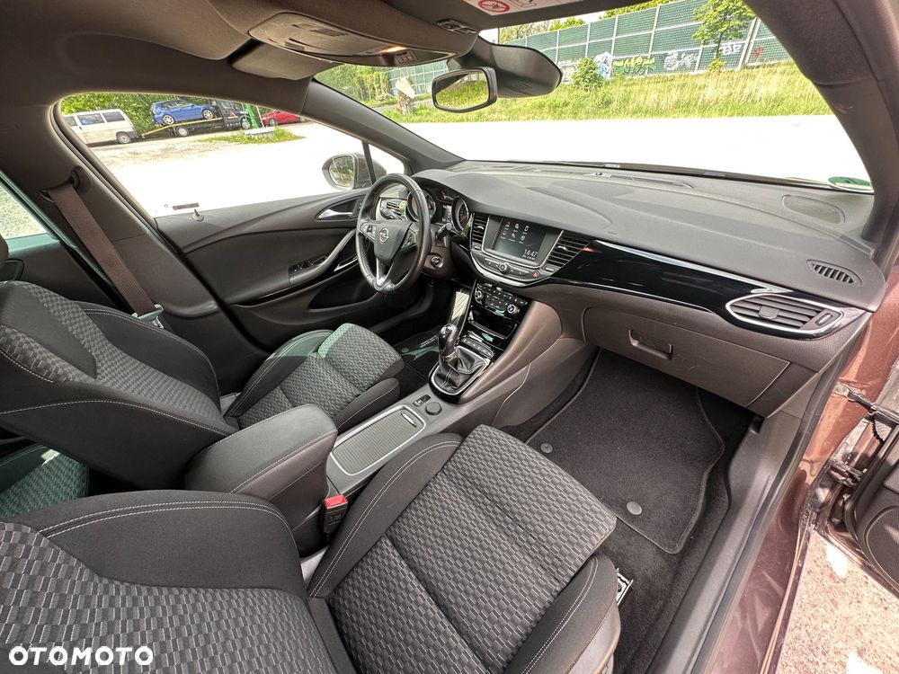 Opel Astra 1.6 Turbo Start/Stop Dynamic - 27