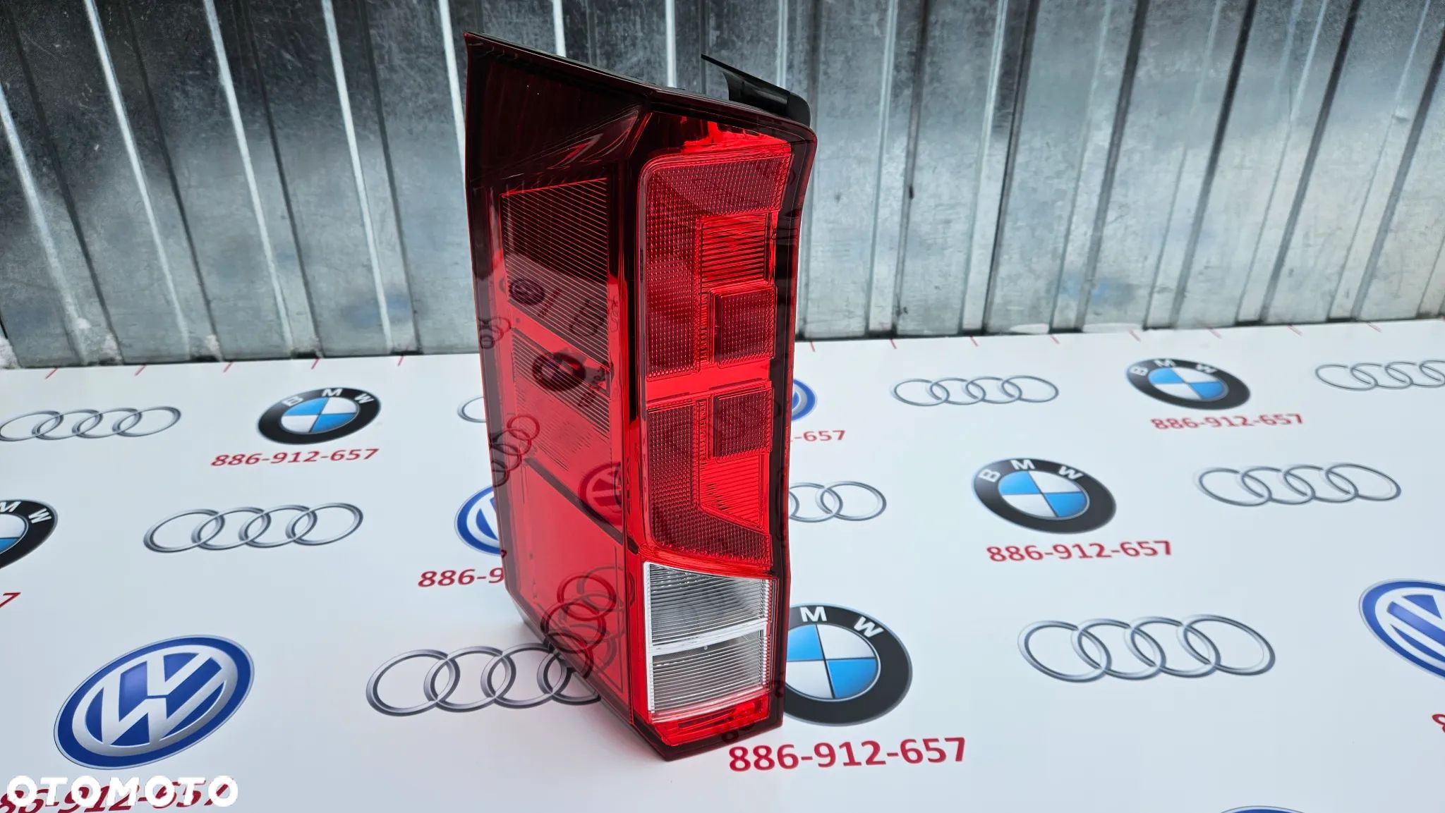 VW Crafter 2 II 2017- Lampa Tył Lewy Lampa Tylna Lewa Kompletna 7C0945095H Europa 2019 ROK - 1