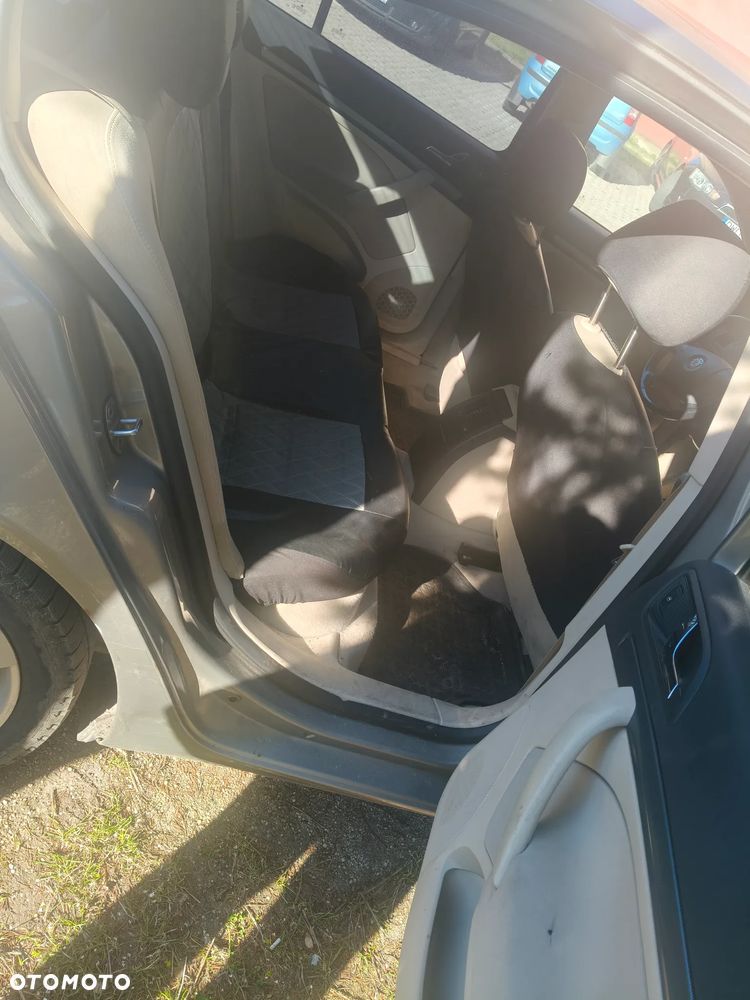 Skoda Octavia 2.0 FSI Elegance - 3