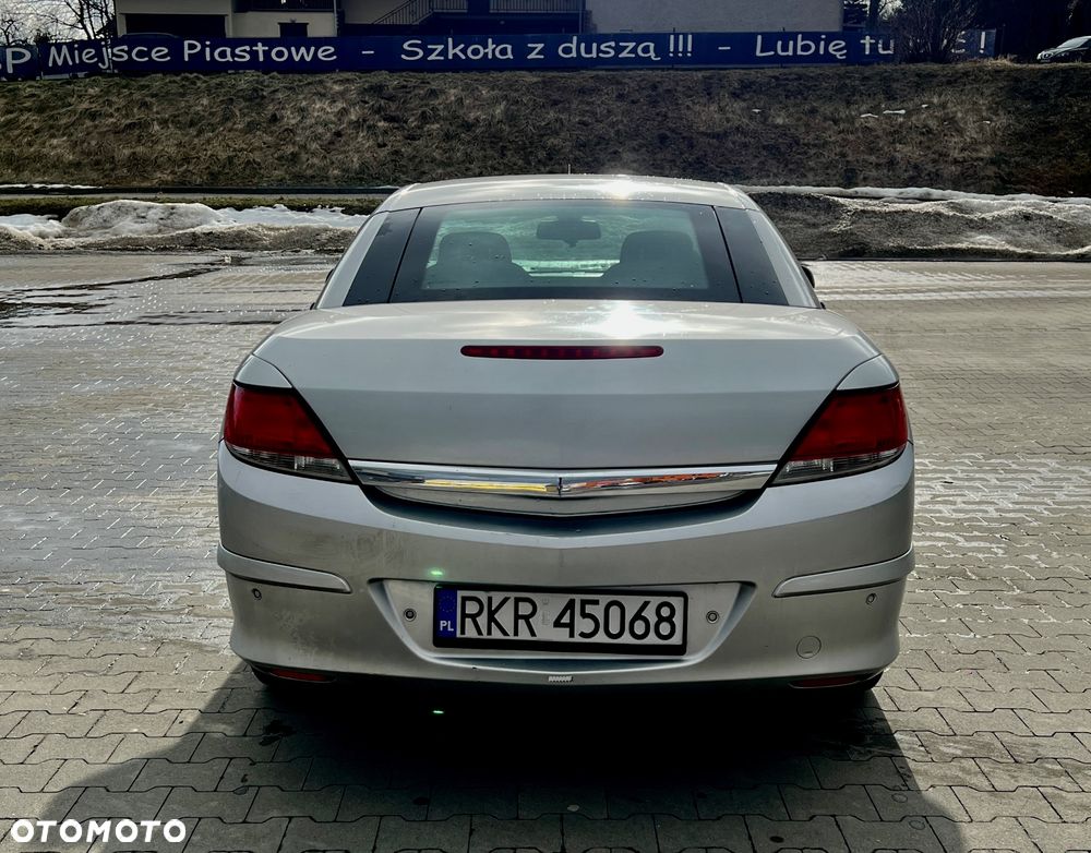 Opel Astra - 4
