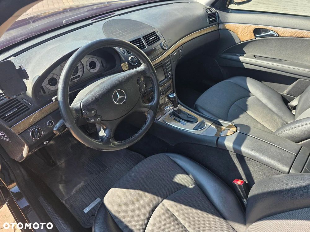 Mercedes-Benz Klasa E - 9