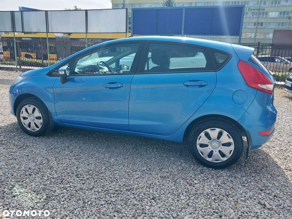 Ford Fiesta 1.25 Trend EU5 - 11