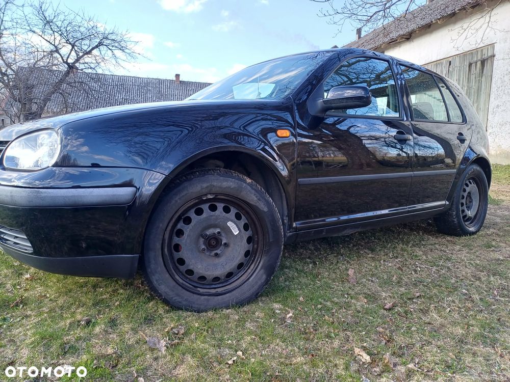 Volkswagen Golf 1.4 Comfortline - 4