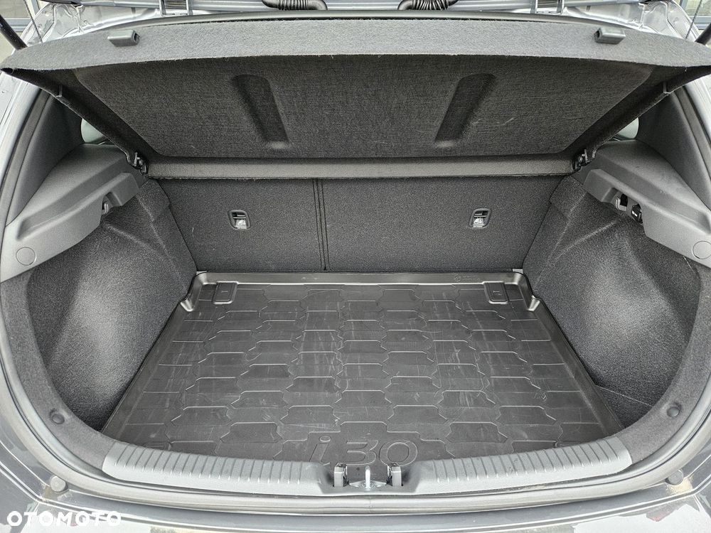 Hyundai i30 1.5 T-GDI 48V Smart DCT - 10