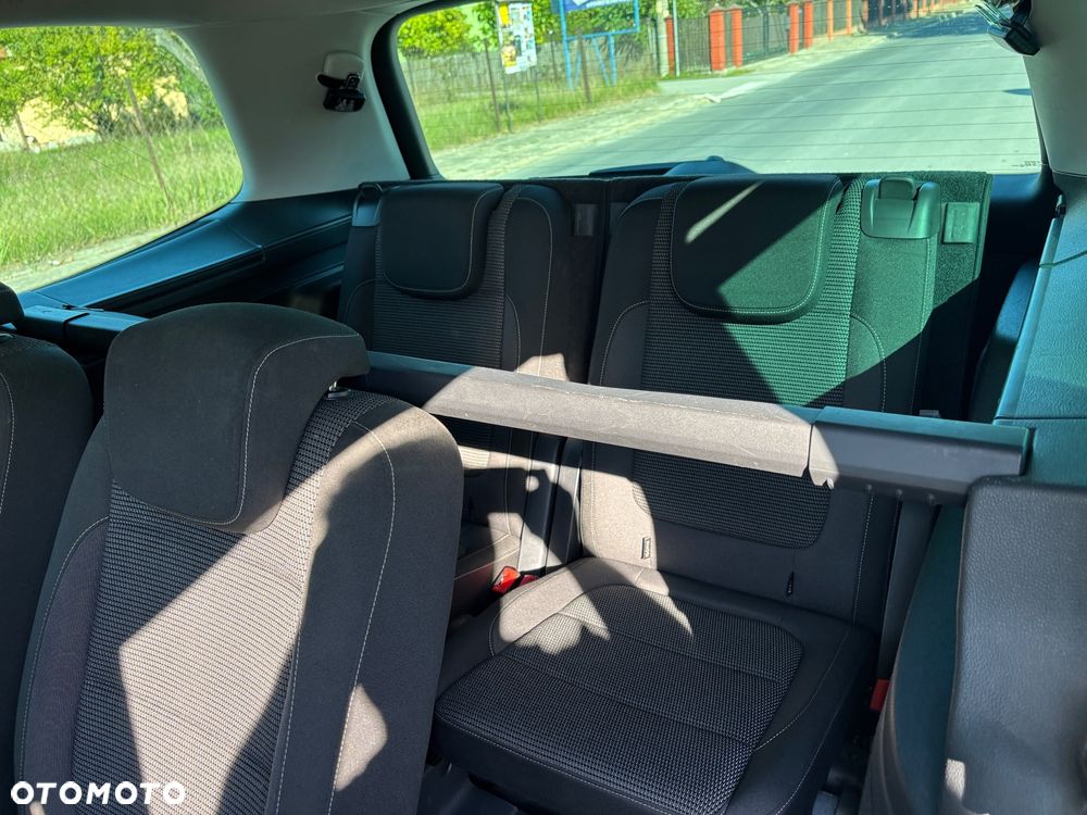 Volkswagen Sharan - 20