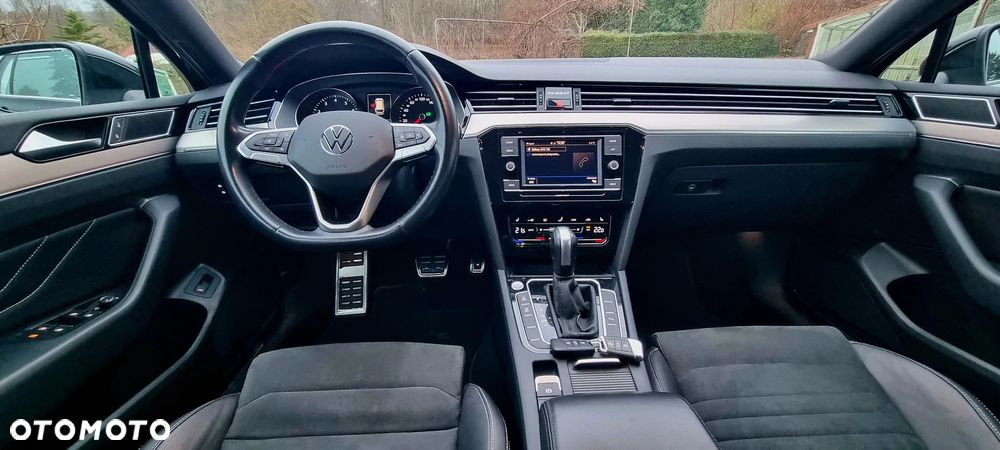 Volkswagen Passat 1.5 TSI EVO Elegance DSG - 23