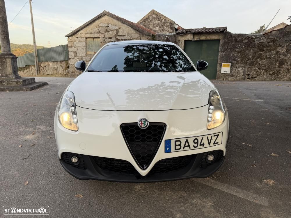 Alfa Romeo Giulietta 2.0 JTDM 16V Veloce - 4
