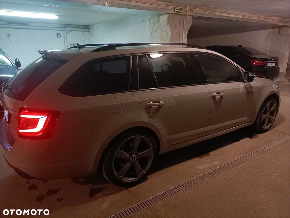 Skoda Octavia 2.0 TSI DSG RS 245 - 17