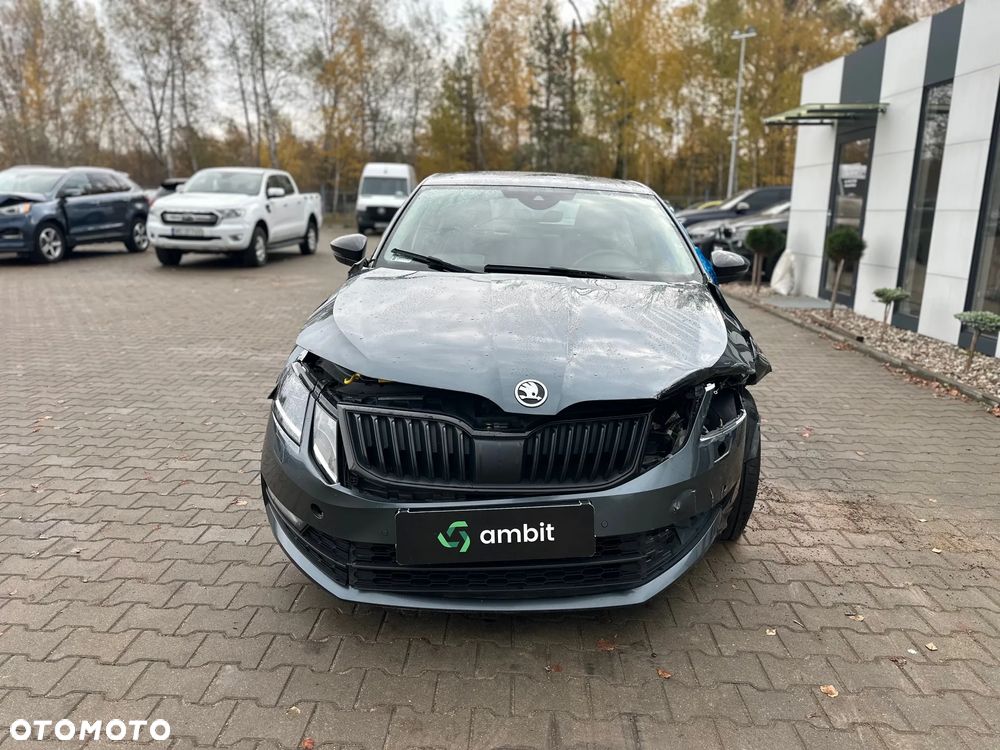 Skoda Octavia - 2