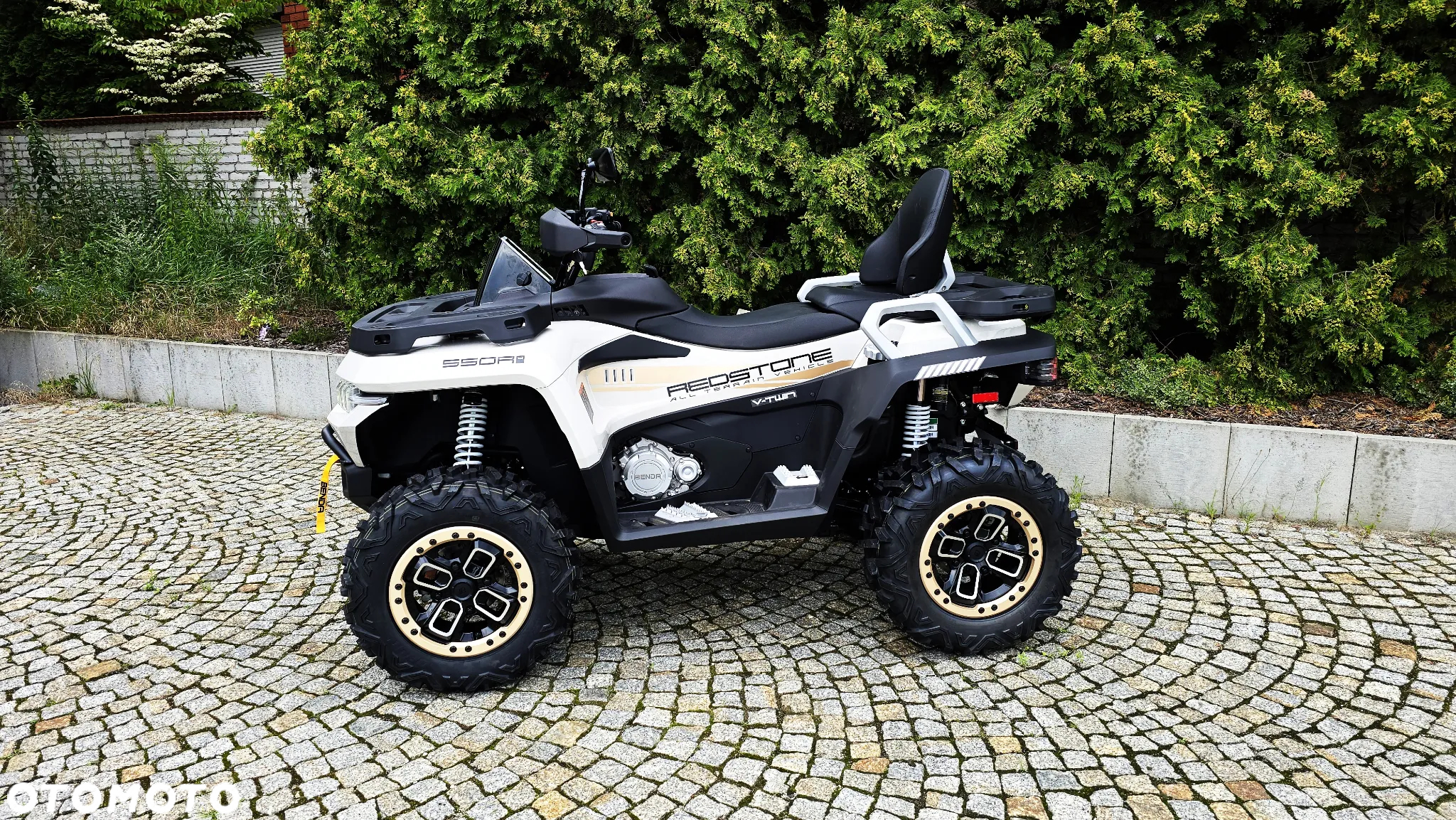 Benda Redstone 550 - 28
