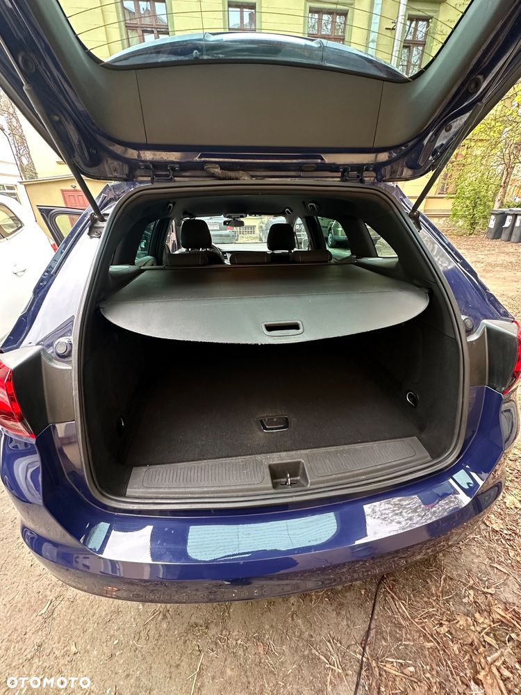 Opel Astra 1.4 T Dynamic S&S - 7