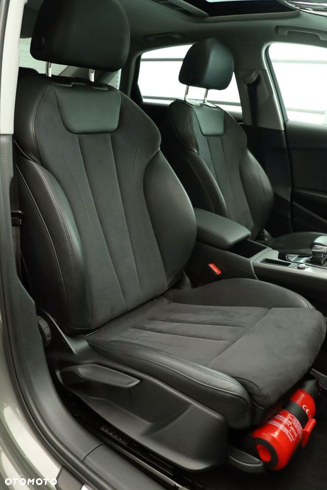 Audi A4 Limousine - 12