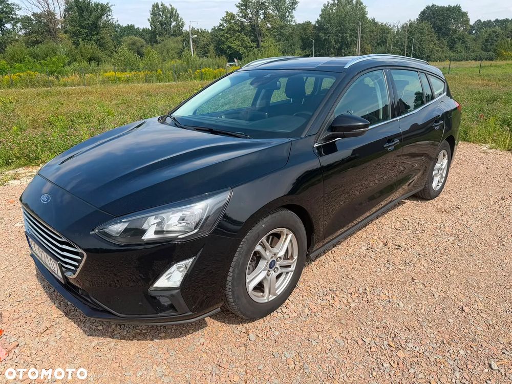 Ford Focus 1.0 EcoBoost Titanium - 1