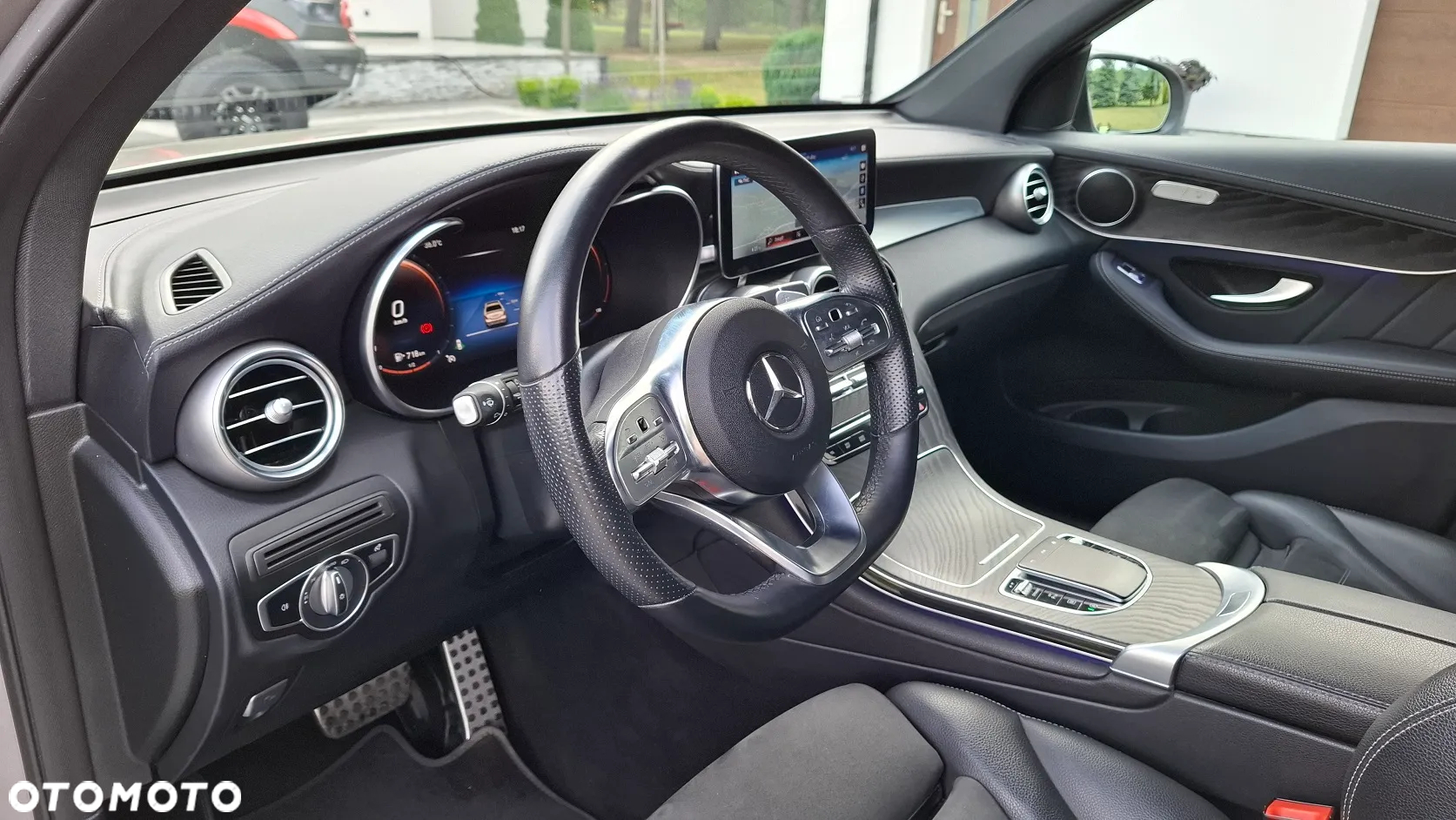 Mercedes-Benz GLC 220 d 4-Matic - 27