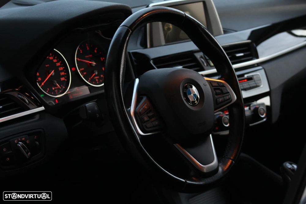 BMW X1 16 d sDrive Line Sport - 21