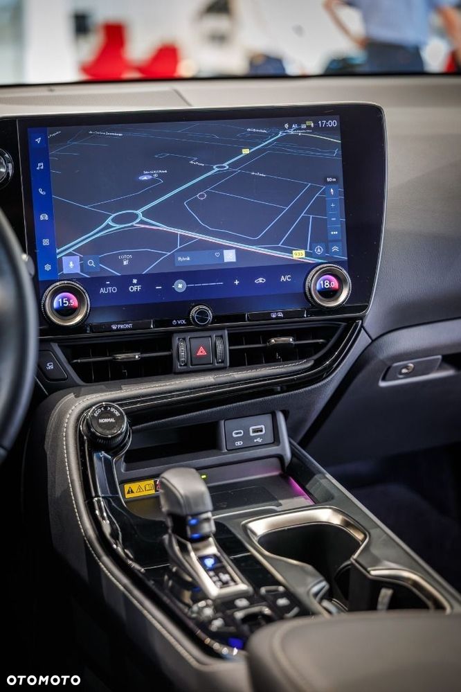 Lexus NX 350h Omotenashi AWD - 34