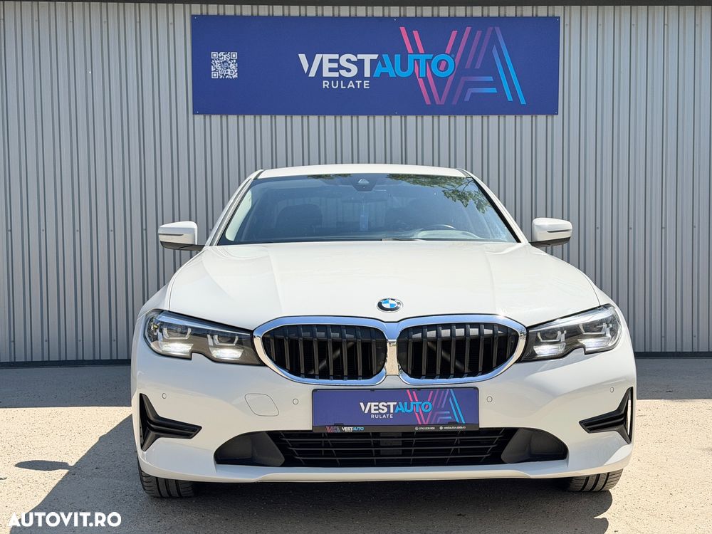 BMW Seria 3 320i AT - 29