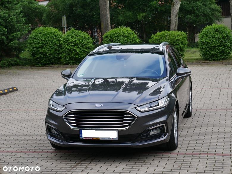 Ford Mondeo 2.0 Hybrid Titanium - 2