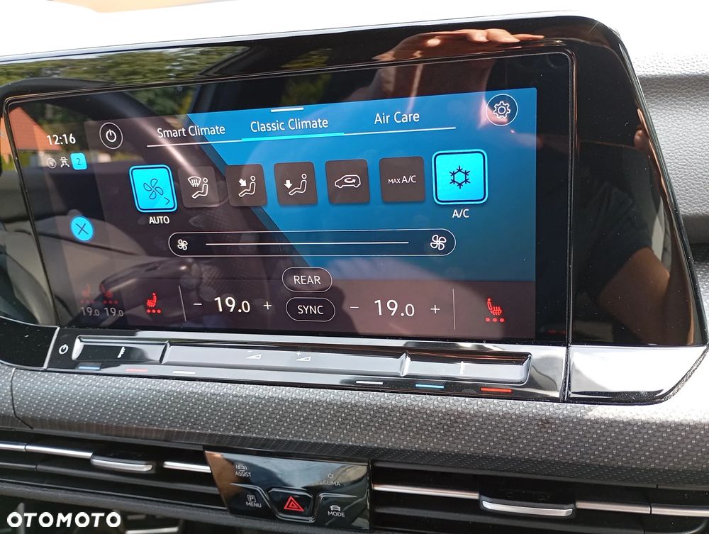 Volkswagen Golf 1.5 eTSI OPF DSG R-Line - 21