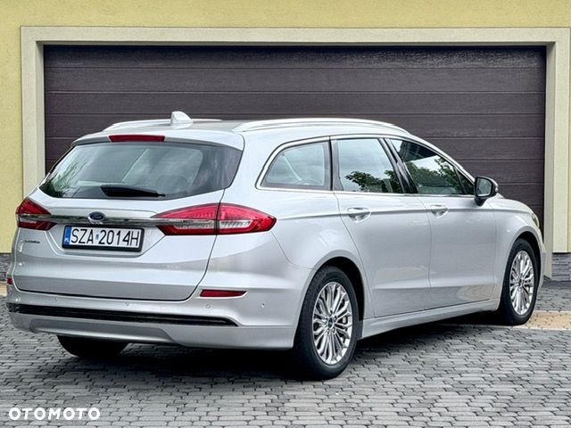 Ford Mondeo 2022 photo 2