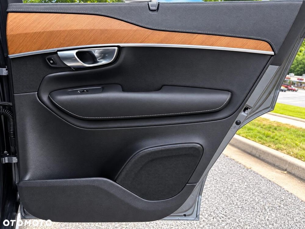 Volvo XC 90 T6 AWD Inscription 7os - 31