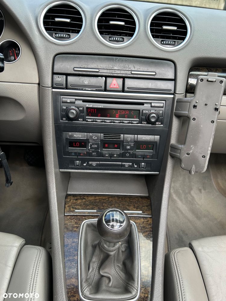 Audi A4 Cabrio 1.8 T - 9