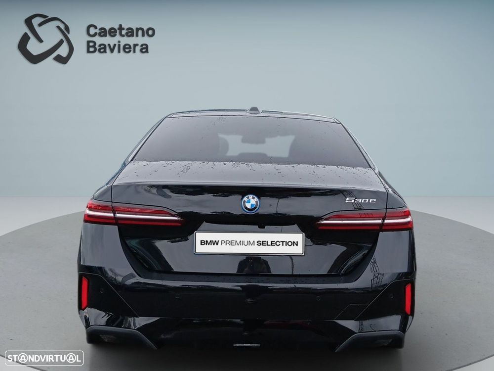 BMW 530 e Pack Desportivo M - 7