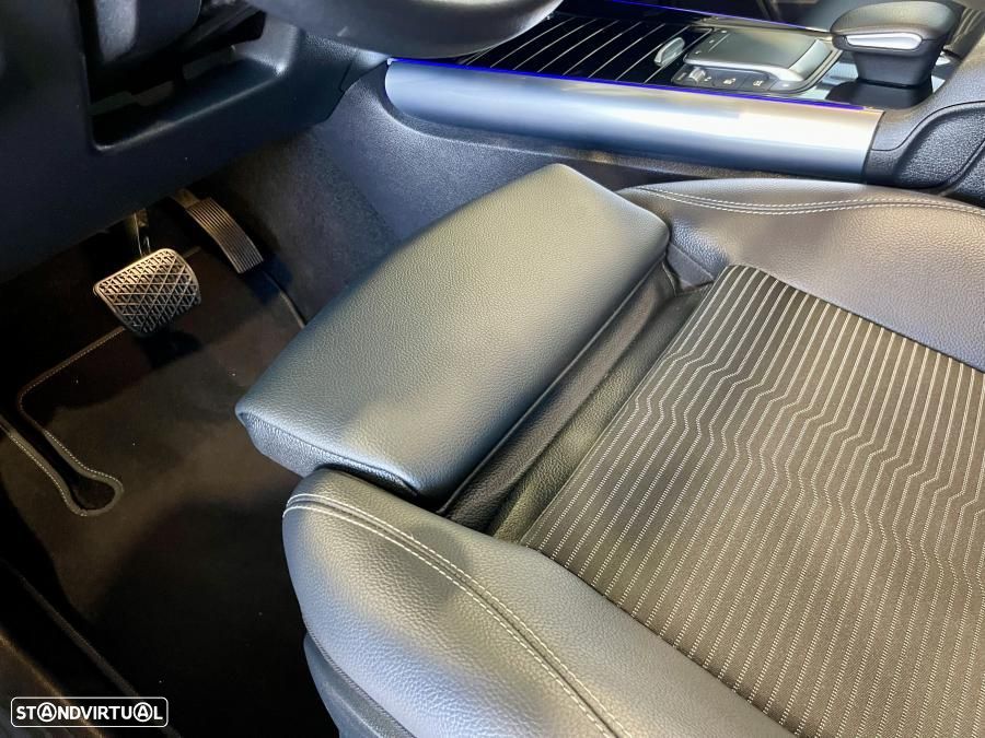 Mercedes-Benz GLA 250 e 8G-DCT Progressive - 16