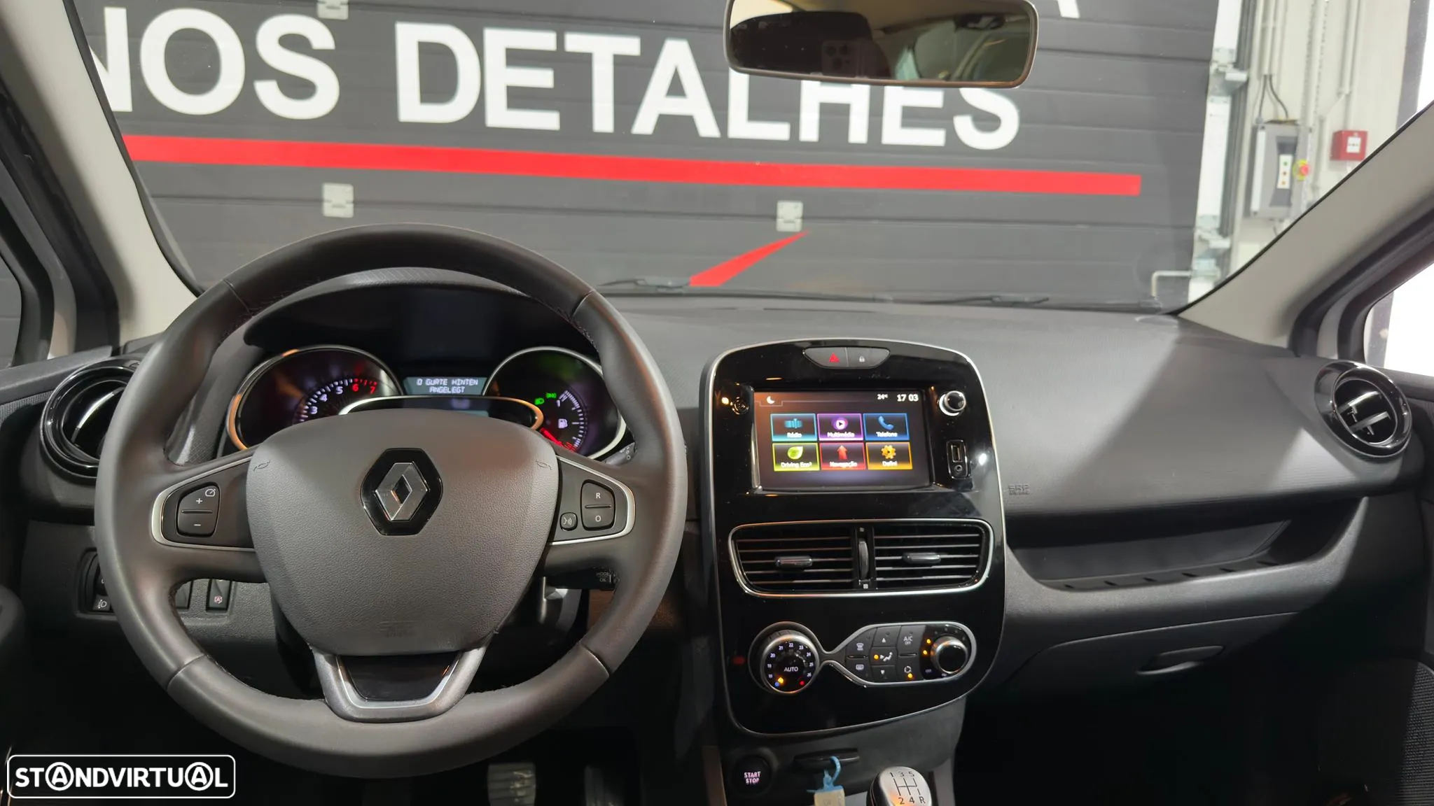 Renault Clio 0.9 TCe Limited - 15