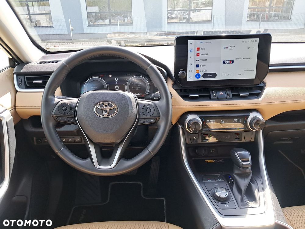 Toyota RAV4 - 11