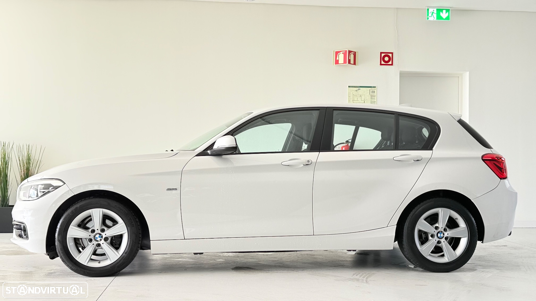 BMW 116 d Line Sport Auto - 4