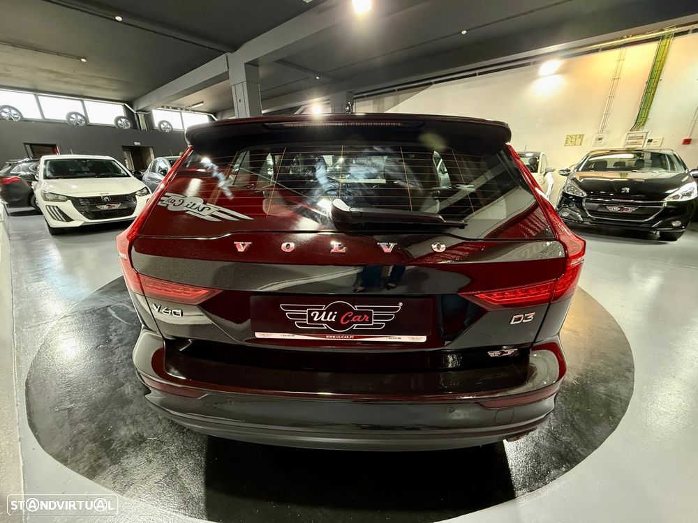 Volvo V60 2.0 D3 Momentum Plus Geartronic - 18