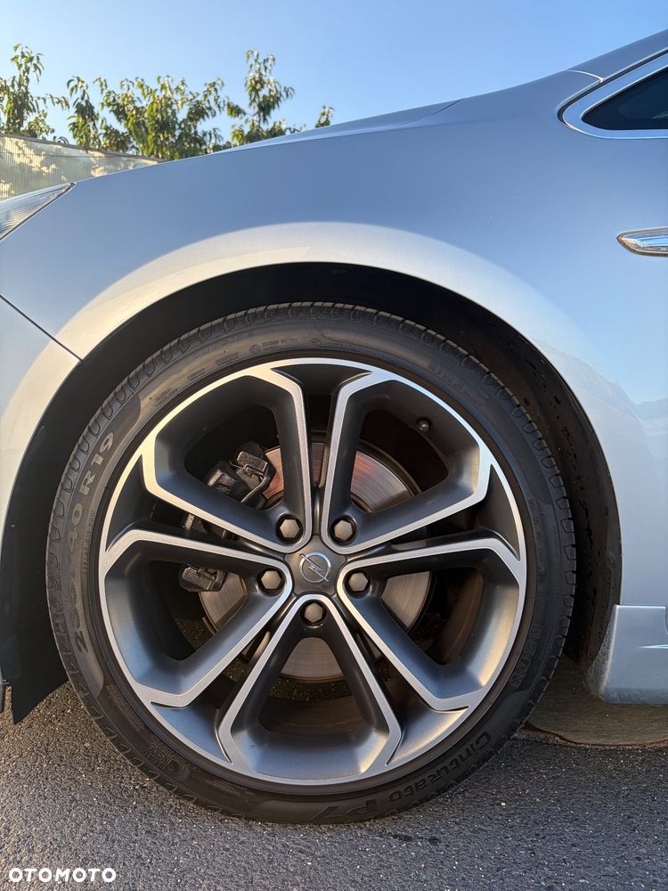Opel Astra 2.0 BiTurbo CDTI DPF ecoFLEX SportsTourer St - 10