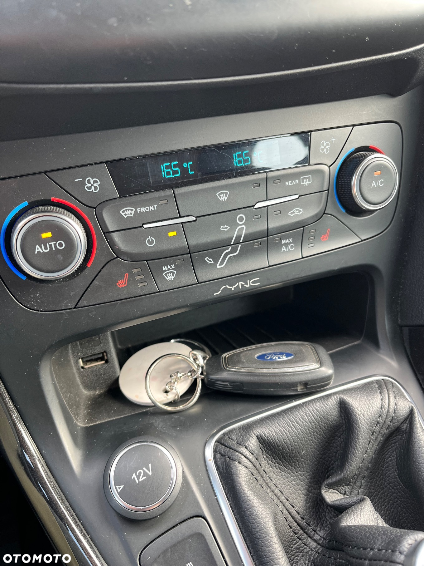 Ford Focus 1.5 EcoBoost Titanium ASS - 26