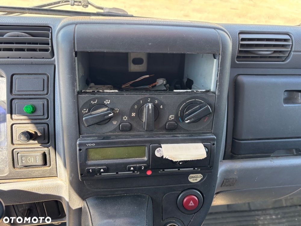 Mitsubishi Fuso Canter 7C15 + Mp16 - 18