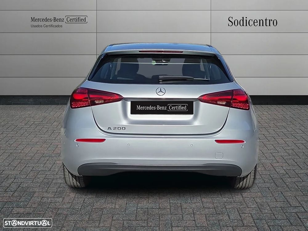 Mercedes-Benz A 200 Standard - 8