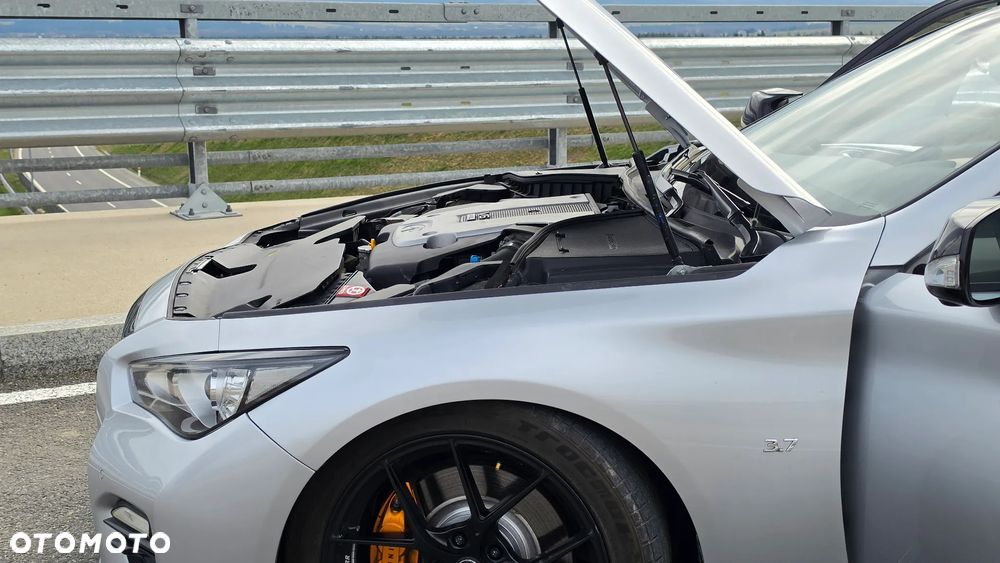 Infiniti Q50 - 12