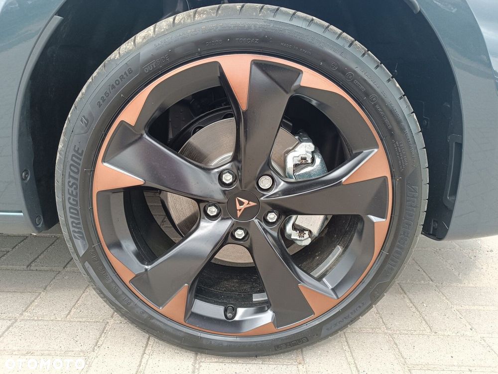 Cupra Leon 1.5 eTSI DSG - 10