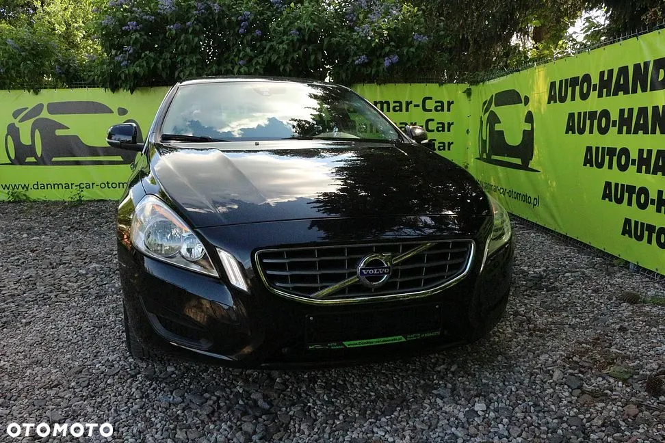 Volvo V60 D3 Geartronic Momentum - 11