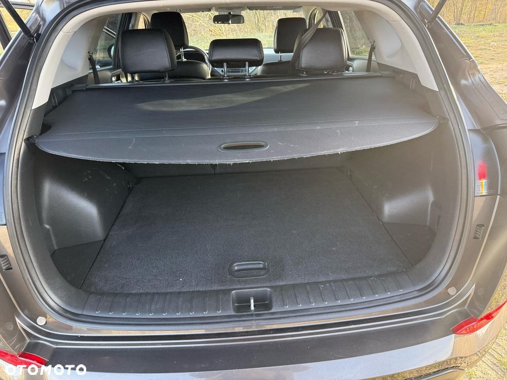 Hyundai Tucson blue 1.7 CRDi 2WD Style - 18